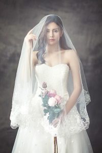 Find a satisfactory bridesmaid dress at the Luodong dress rental company